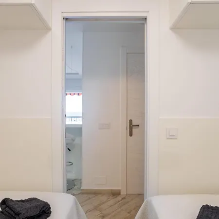 4b On The Apartament *